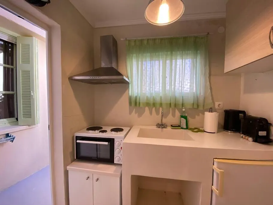 Central Apartment With Private Rooftop Terrace Heraklion  Greece
